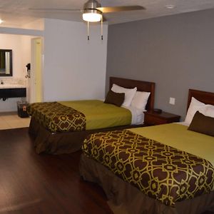Queen Room Two Queen Beds Non-Smoking